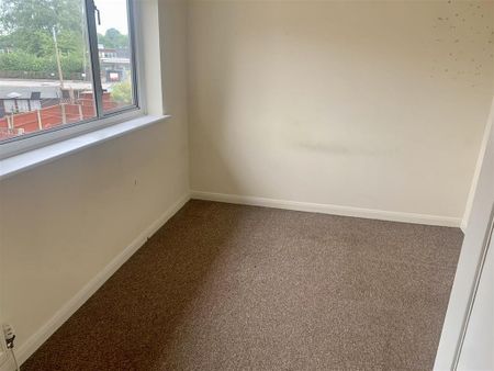 3 bedroom end of terrace house to rent - Photo 5