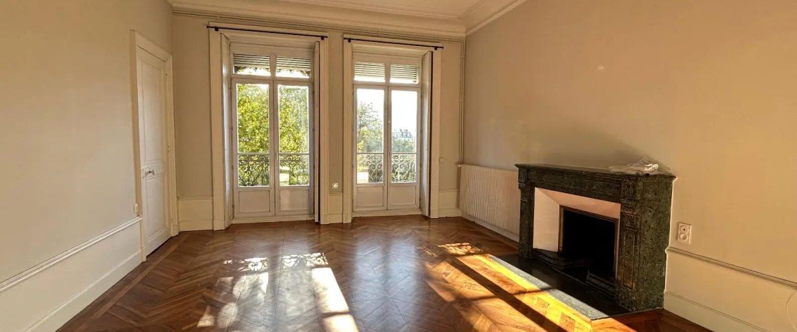 Appartement à louer 5 pièces 144.89m² - Photo 1