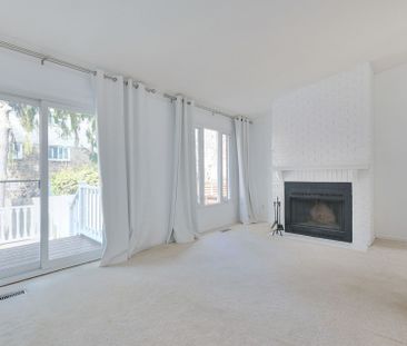 For Lease - 976 Raintree Lane, Mississauga, Ontario - Photo 3