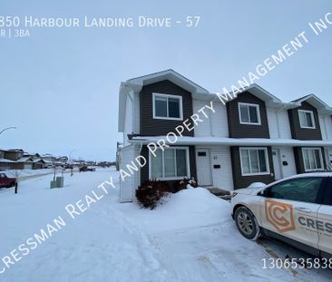 3 bed, 1 bath townhouse harbour landing - Photo 3