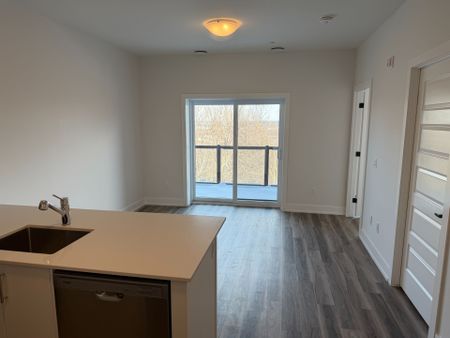 For Lease - 1100 Lackner Place Unit# 523, Kitchener, Ontario - Photo 2