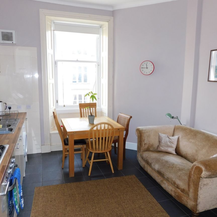 Bruntsfield Place, Edinburgh, EH10 4DF - Photo 1
