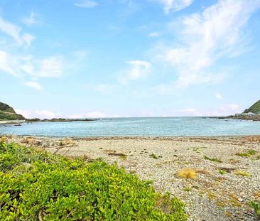 Life By The Beach!! - Photo 1