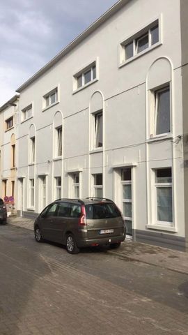 Unieke woonbuurt met 2 slaapkamers en stadsterras - Foto 2