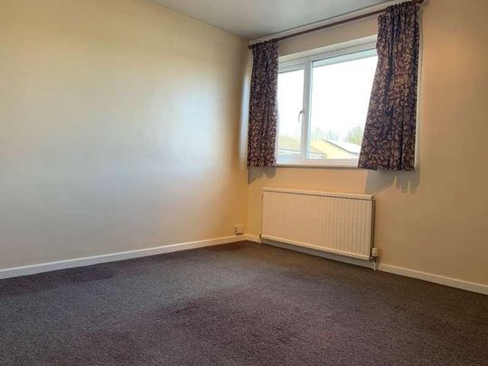 Ash Grove, Melbourn, Royston, SG8 - Photo 1