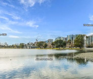 Stylish North-Facing Apartment in a Premier Lakeside Precinct - Photo 2