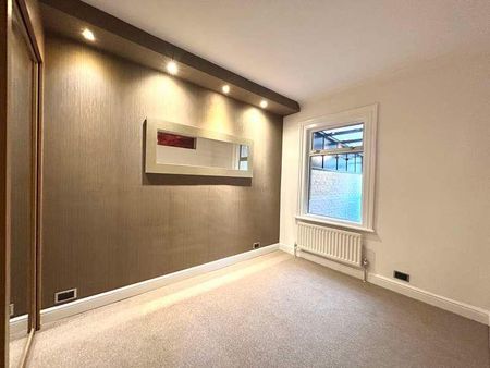 Salisbury Road, Reading, Berkshire, RG30 - Photo 3