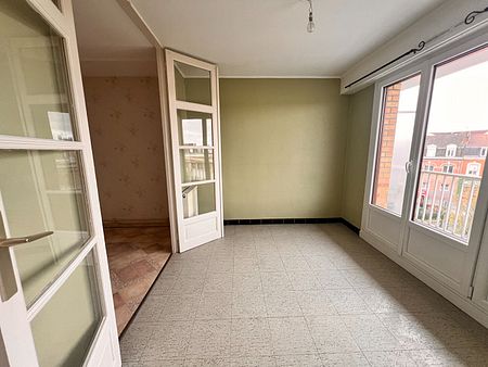 Appartement 2 pièces de 42 m2 - Armentières - Photo 2