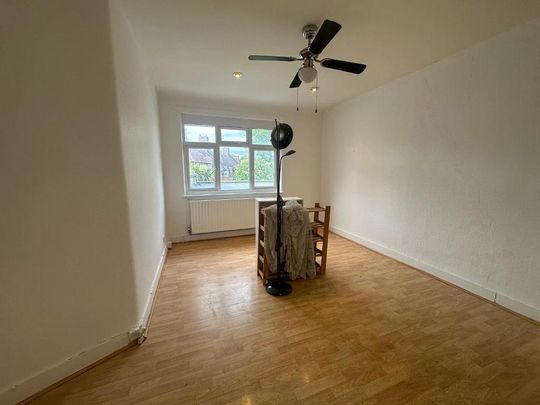 Erconwald Street, London, W12 0BP - Photo 1
