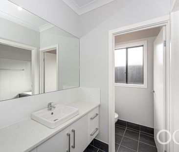 Open the Door To Spacious, Modern Family Living - Photo 3