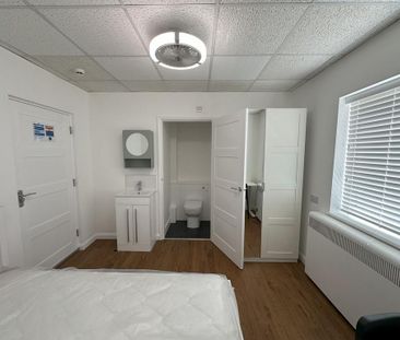 29 bedroom property to rent - Photo 2