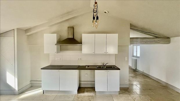 4 pièces - Meublé - 88,46 m² - 3ème étage - Colocation autorisée - Photo 1