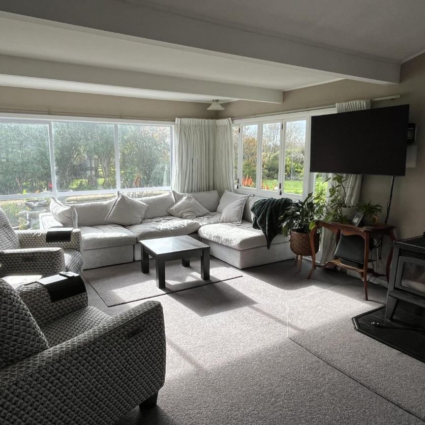 Rural retreat with room to roam - Photo 1