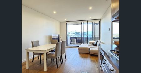 Furnished Designer Home+Study has Bright, North City View - Photo 3