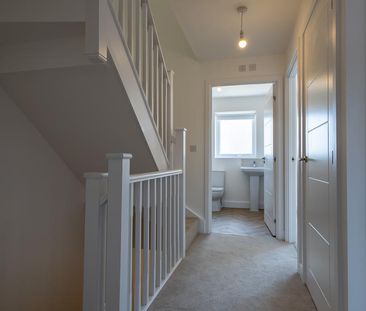 5 bedroom semi-detached house to rent - Photo 6