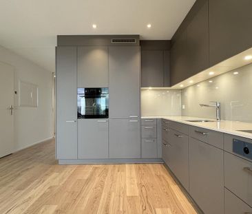 Moderne Attikawohnung mit Doppelbalkon - Photo 2