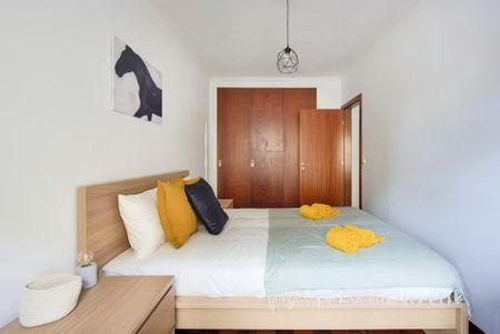 Rua Prista Monteiro, Lisbon, Lisbon 1600-792 - Photo 3