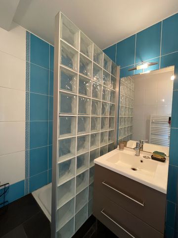 Location Appartement 3 pièces 72m² - Photo 5