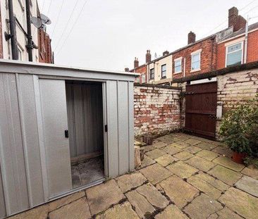 2 bedroom terraced house to rent - Photo 6
