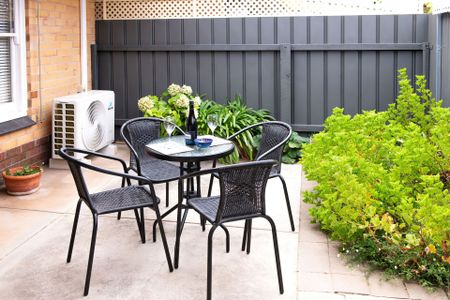 Furnished & Equipped Beachside Unit - Photo 4