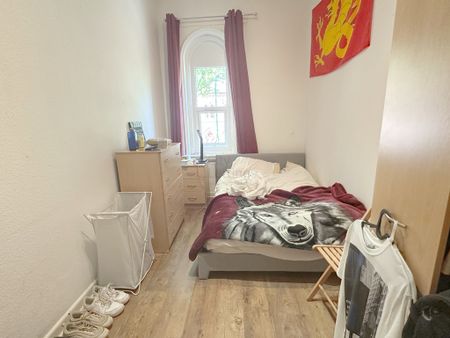 2 Bedroom Flat - Photo 5