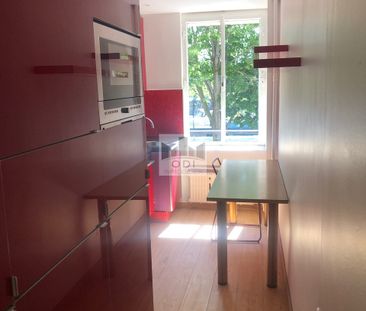 Location Appartement 2 pièces 73m² PARIS 16ème - Photo 5