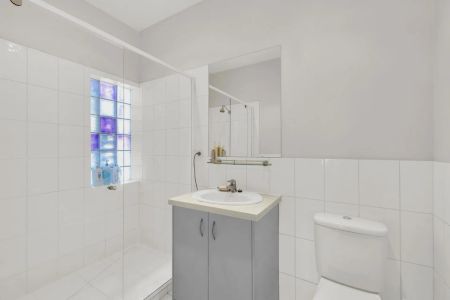 Modern Living ! - Photo 5