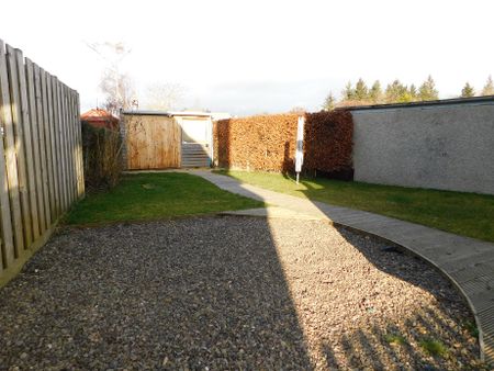 Muir Wood Place, Edinburgh, EH14 5HG - Photo 2