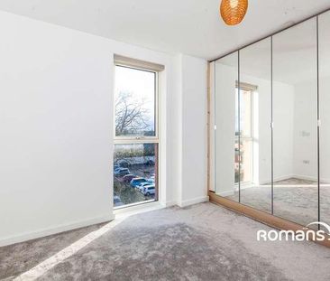 St. Ives Road, Maidenhead, Berkshire, SL6 - Photo 4