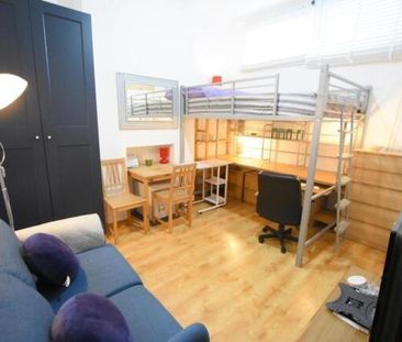 Maisonette to rent - Photo 6