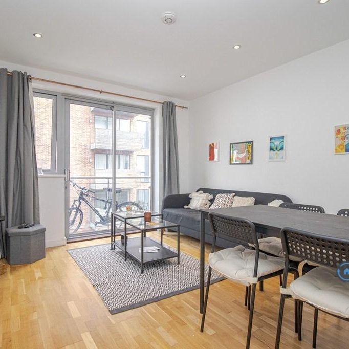 2 bedroom flat to rent - Photo 1