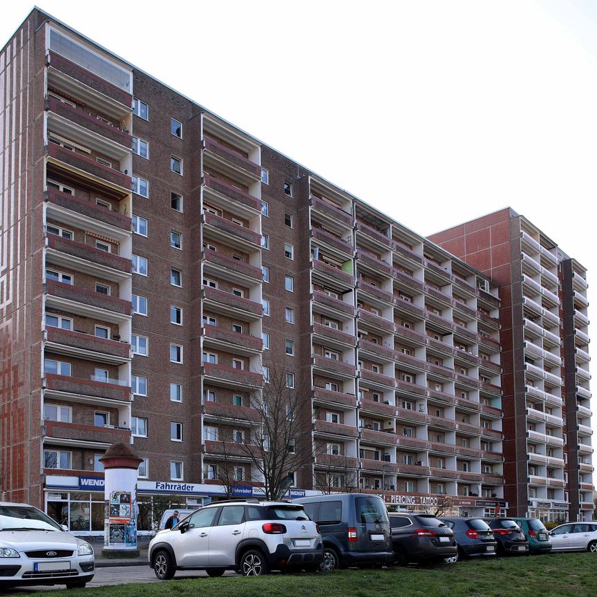 Kleine Wohnung mit großem Balkon! - Photo 1