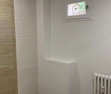 Aix en Provence - Résidence Le Daudet, studio de 25m2 entièr - Photo 3