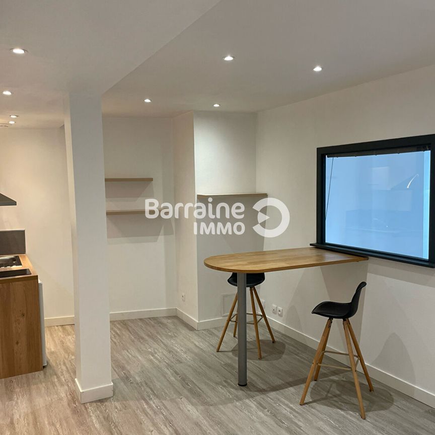 Location appartement à Brest, 2 pièces 31.3m² - Photo 1