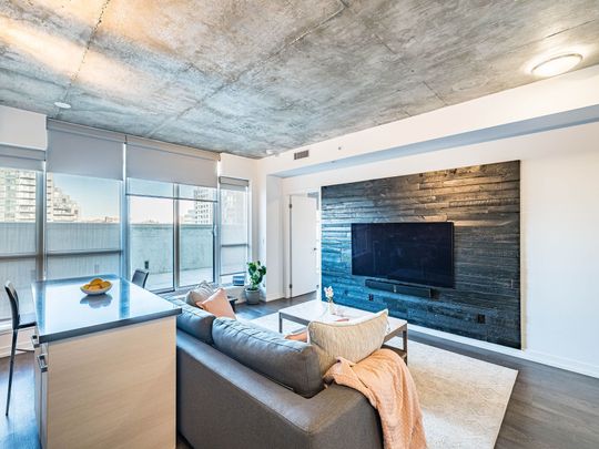 For Lease - 1205 Queen Street Unit# 404, Toronto, Ontario - Photo 1