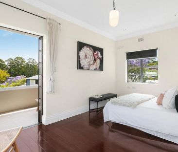 Oversized Two Story Home in Central and Convenient Location - Photo 3