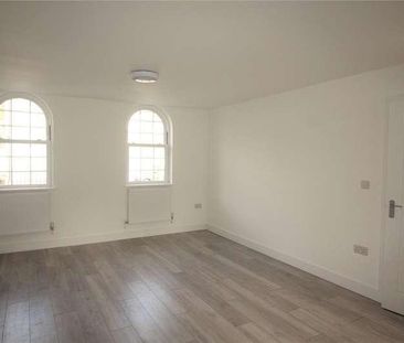 Carriage Mews, Clarence Row, Gravesend, Kent, DA12 - Photo 6