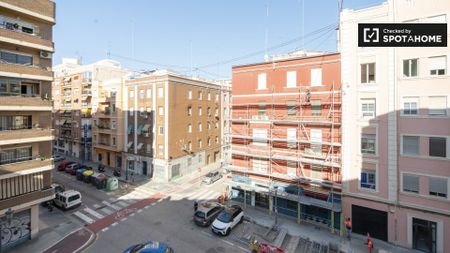 valencia, Valencian Community 46006 - Photo 4