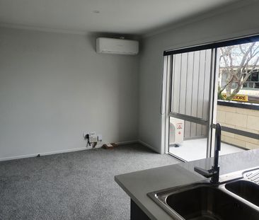 Chic Apartment Living - Photo 1