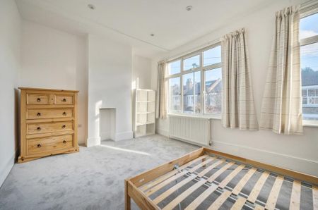 3 bedroom terraced house to rent - Photo 2