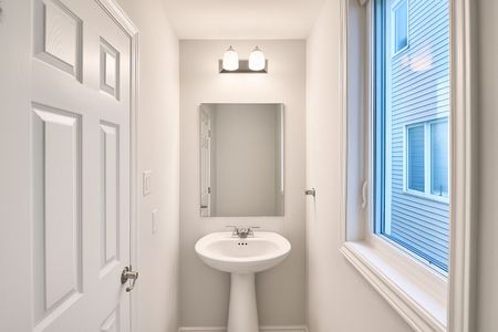 For Lease - 761 DERREEN Avenue, Stittsville - Munster - Richmond, Ontario - Photo 4