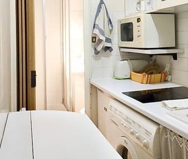 Logement à Paris, Location meublée - Studio T1 - Bastille (PA-2246) - Photo 3