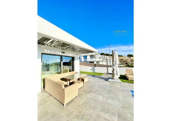 3 bedroom luxury Villa for rent in Finestrat, Spain