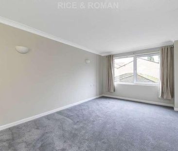 Mount Hermon Road, Woking, GU22 - Photo 2