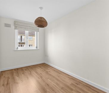Ives House, Ercolani Avenue, High Wycombe - Photo 4