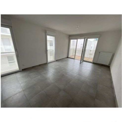 T3 AVEC LOGGIA+PARKING - Photo 1