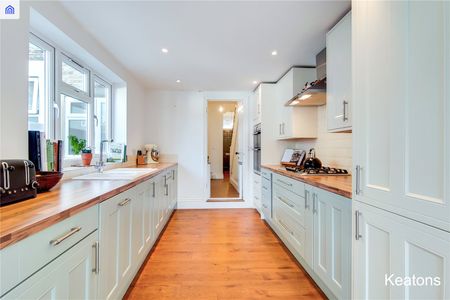 St. James Road, E15 - Photo 3