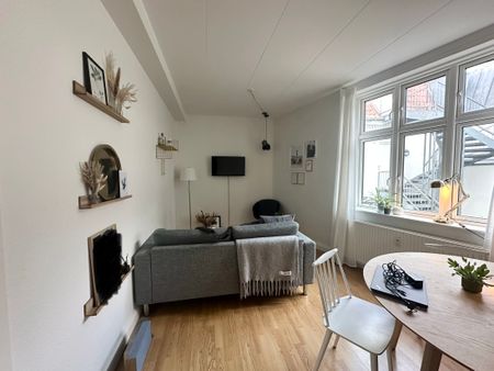 Renoveret lejlighed med 2 værelser i Aalborgs centrum - Photo 2