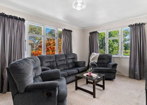 Tauranga 3 bedroom home in the city near Hospital - Photo 1