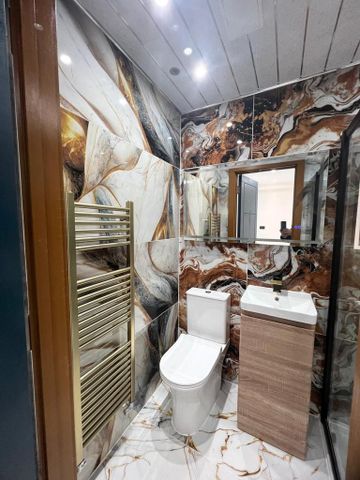 10 bedroom semi-detached house to rent - Photo 2